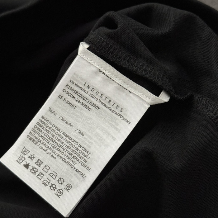 使い勝手良し モンクレール n級品 の2026SS 半袖Tシャツ