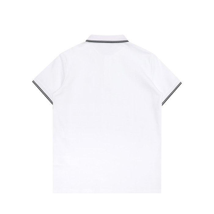 入手困難 モンクレール 激安通販 の2026SS 開襟ポロシャツ半袖Tシャツ2色