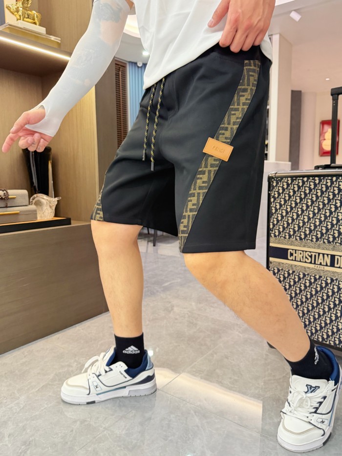 超奇跡の入荷☆ フェンディ 偽物通販 の2026SSメンズカジュアルパンツ、