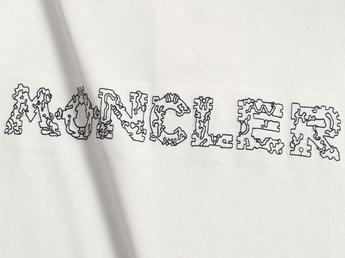 大人気 モンクレール 激安通販 の2026SS アルファベットロゴ刺繍半袖Tシャツ
