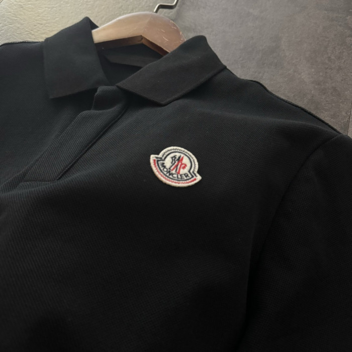 一目惚れ♪ モンクレール コピーおすすめ の2026SS 半袖Tシャツ