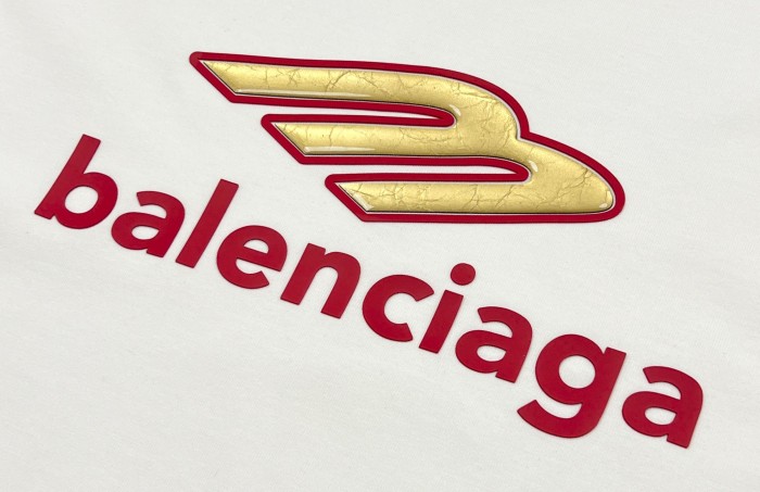 超奇跡の入荷☆ バレンシアガ スーパーコピー の2026SS メンズとレディース半袖Tシャツ