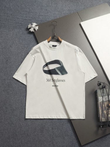 高品質 バレンシアガ コピー の2026SS メンズとレディース半袖Tシャツ