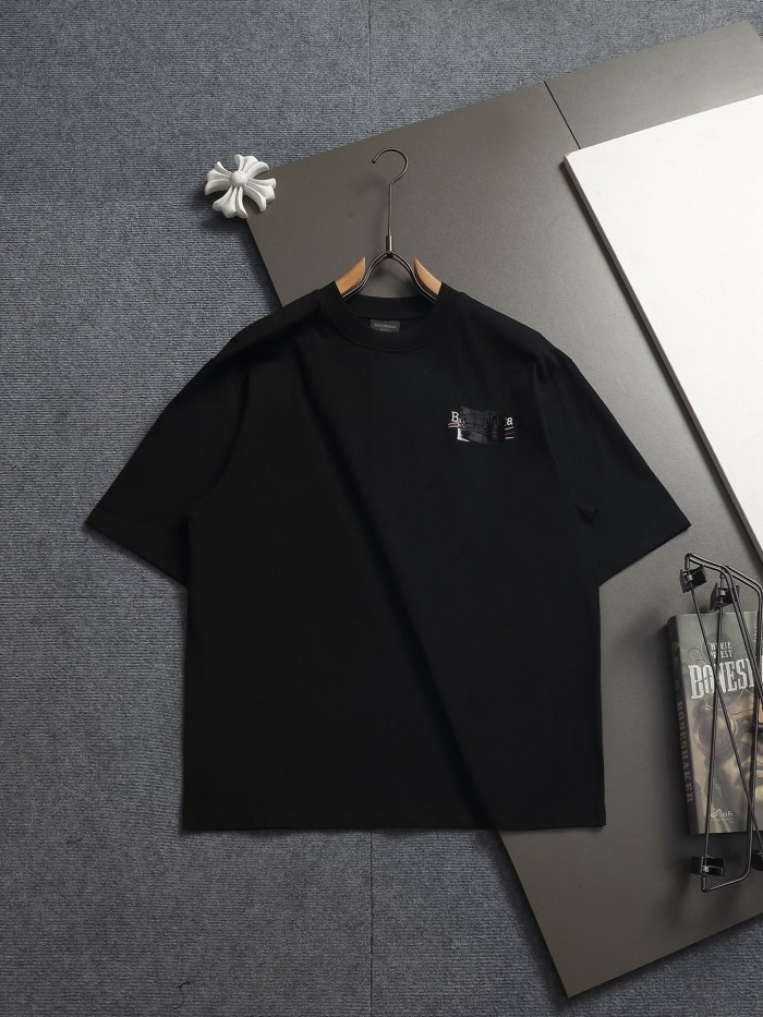 稀少 バレンシアガ 激安偽物 の2026SS メンズとレディース半袖Tシャツ