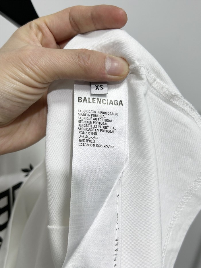 日本未入荷 バレンシアガ コピーおすすめ の2026SS麦の穂プリント半袖Tシャツ