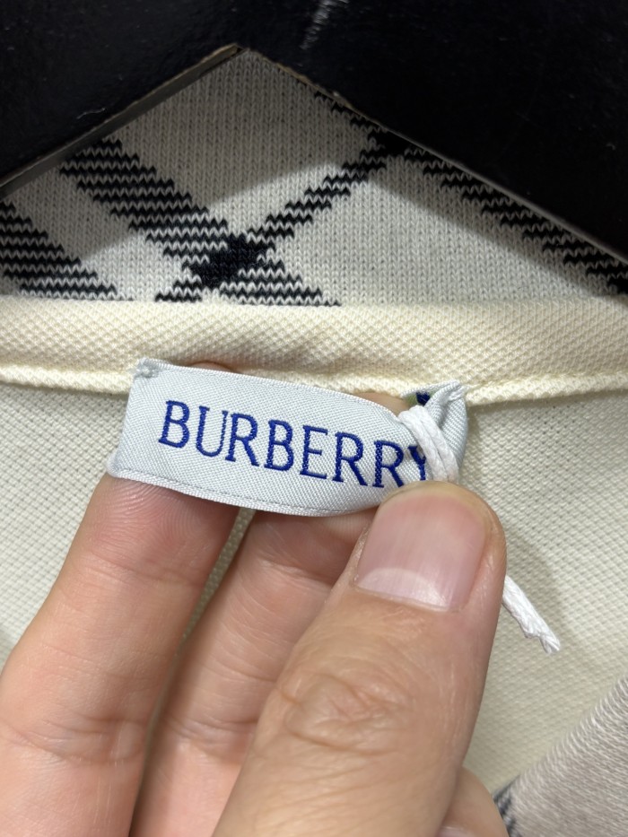 【話題商品！】バーバリー n級品 の2026SS定番刺繍ロゴ入りメンズポロシャツ