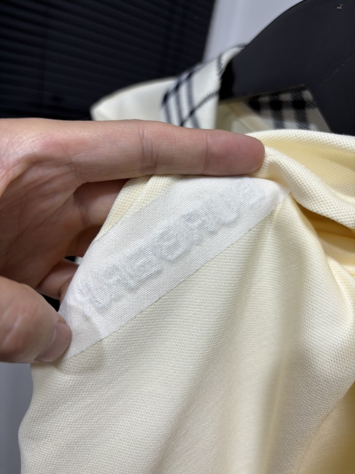 【話題商品！】バーバリー n級品 の2026SS定番刺繍ロゴ入りメンズポロシャツ