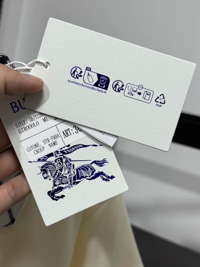【話題商品！】バーバリー n級品 の2026SS定番刺繍ロゴ入りメンズポロシャツ