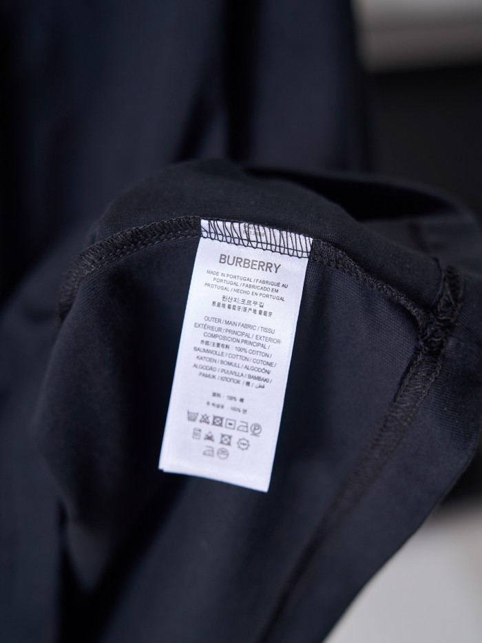 【話題商品！】バーバリー n級品 の2026SSクルーネック半袖Tシャツ
