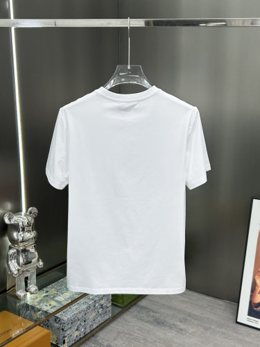 【話題商品！】グッチ スーパーコピー の2026SS 立体プリントクルーネック半袖Tシャツ