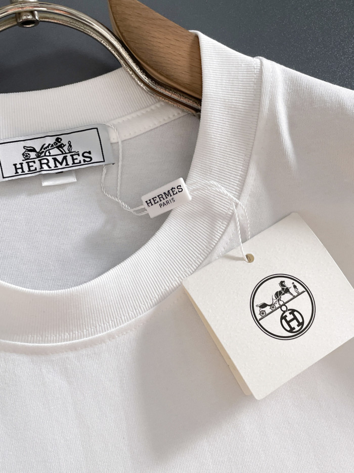 ★超人気 エルメス 偽物通販 2026SS半袖クルーネックTシャツ