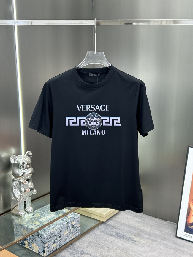大人気 ヴェルサーチ n級品 2026SS半袖Tシャツ