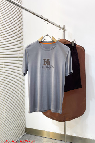 累積売上総額第１位！ エルメス コピー 2026SS刺繍入りメンズクルーネックTシャツ
