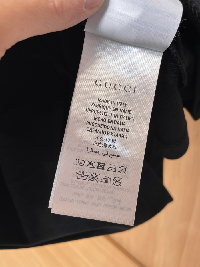 超奇跡の入荷☆ グッチ コピーおすすめ の2026SS 短袖ラウンドネックTシャツ