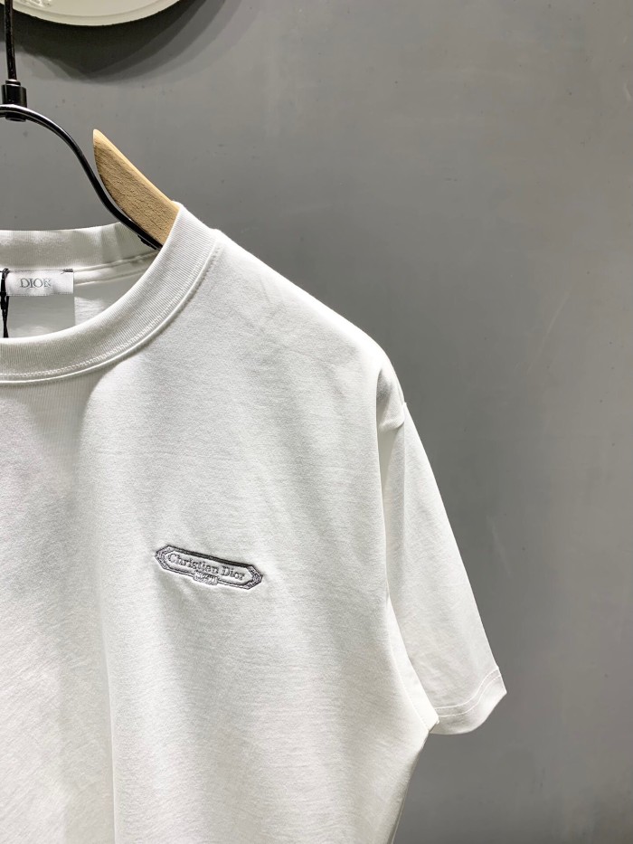 【限定】 ディオール 激安通販 の2026SSクルーネック半袖Tシャツ