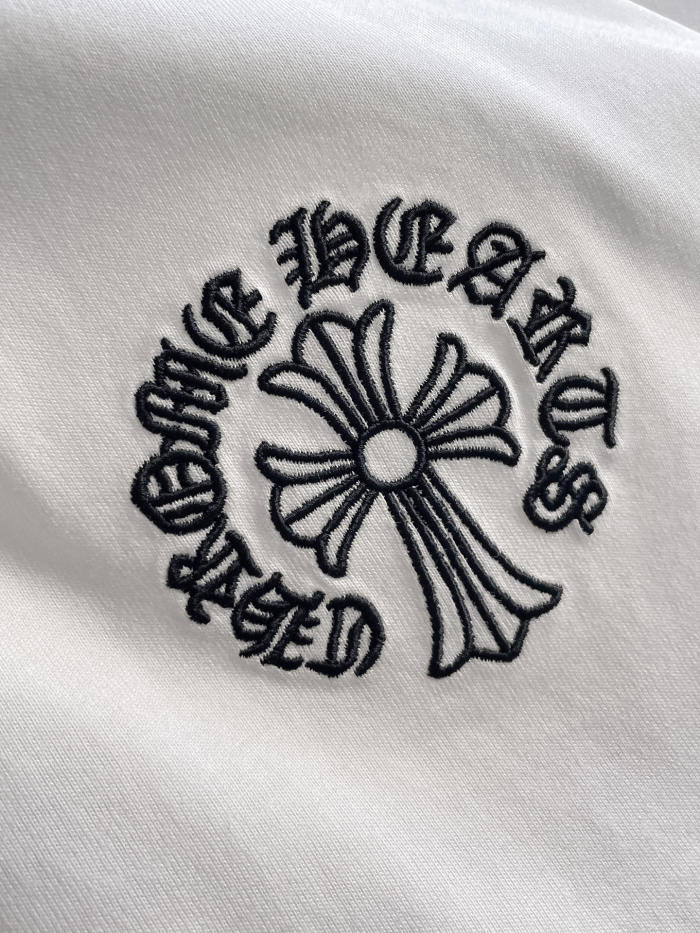 使い勝手良し クロムハーツ n級品 の2026SS 夏の半袖Tシャツ