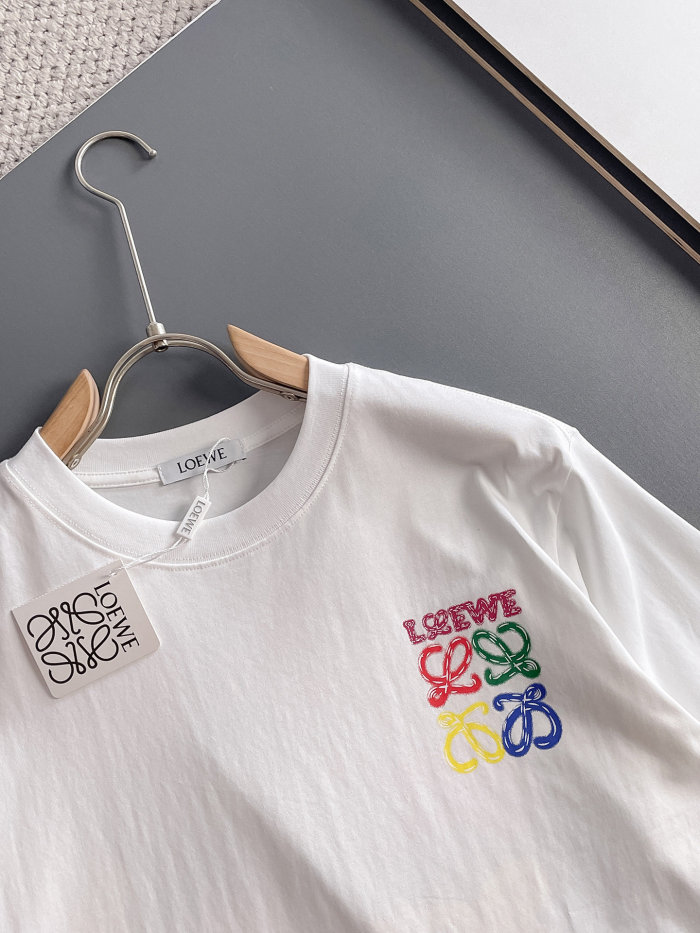 一目惚れ♪ ロエベ  コピー の2026SSS夏の新半袖Tシャツ