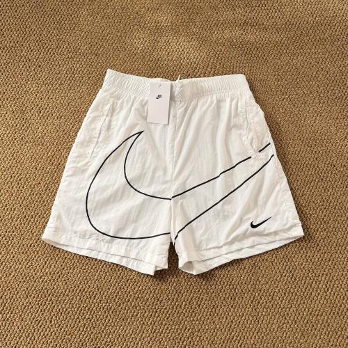 超奇跡の入荷☆ ナイキ 激安偽物 2026SS刺繍速乾ショートパンツ2色