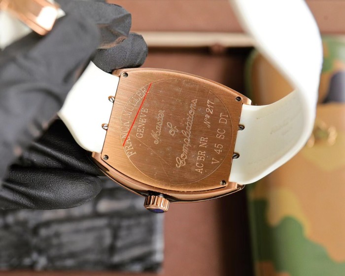 稀少 フランクミュラー-FranckMuller 偽物通販 の多機能石英ムーブメントヘッド層メンズ腕時計