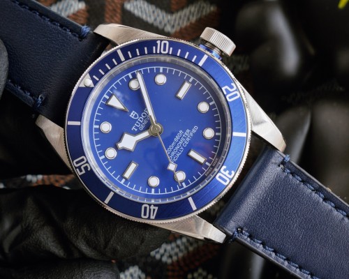 超話題! TUDORチュードル 激安通販 2026SS全自動メカニカルムーブメントメンズ時計2色