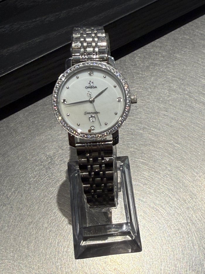 大人気 オメガ n級品 の2026SS OMEGA レディース石英腕時計2色