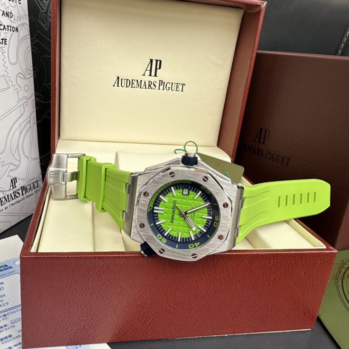 日本未入荷 オーデマ ピゲAudemars Piguet 偽物通販 2026SS牛脂果緑文字盤メンズ腕時計