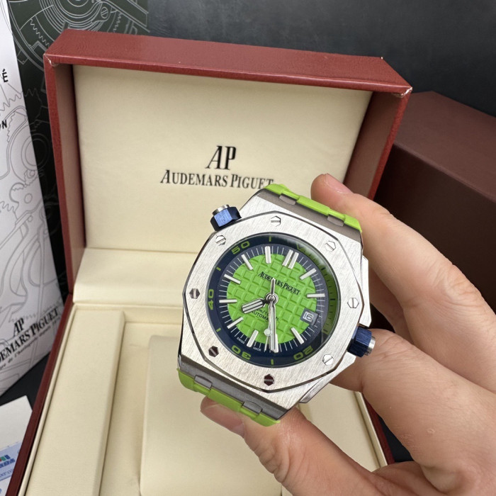 日本未入荷 オーデマ ピゲAudemars Piguet 偽物通販 2026SS牛脂果緑文字盤メンズ腕時計
