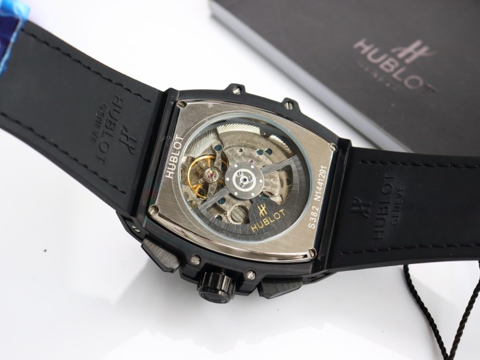 累積売上総額第１位！ウブロHUBLOT 偽物通販 全自動機械時計メンズ腕時計