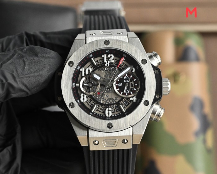 使い勝手良し ウブロHUBLOT  激安偽物 45 mmサイズ全自動機械2色