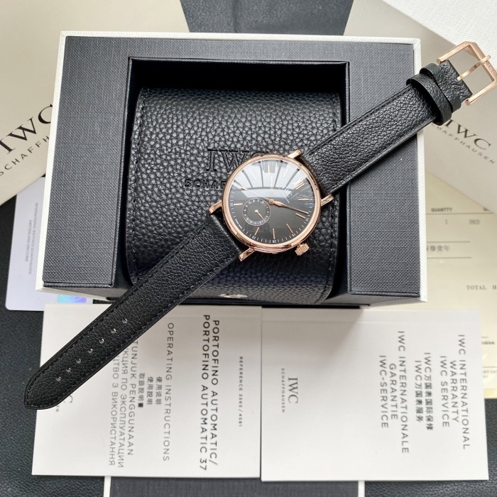 一目惚れ♪  IWC スーパーコピー メンズ 39mm 時計