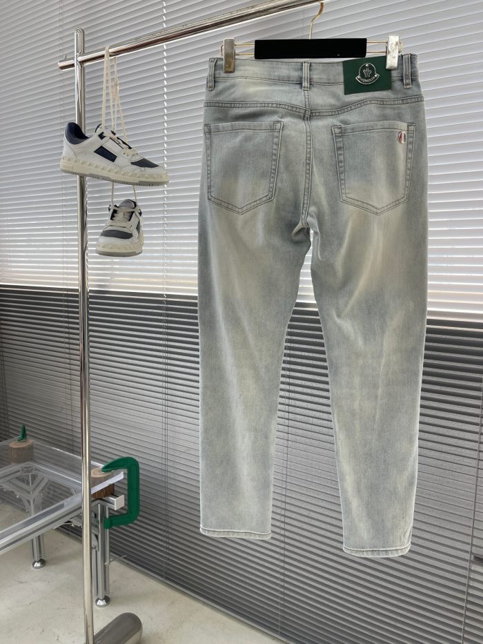 日本未入荷 モンクレール 偽物通販 の2026SS 早秋最新款ジーンズ