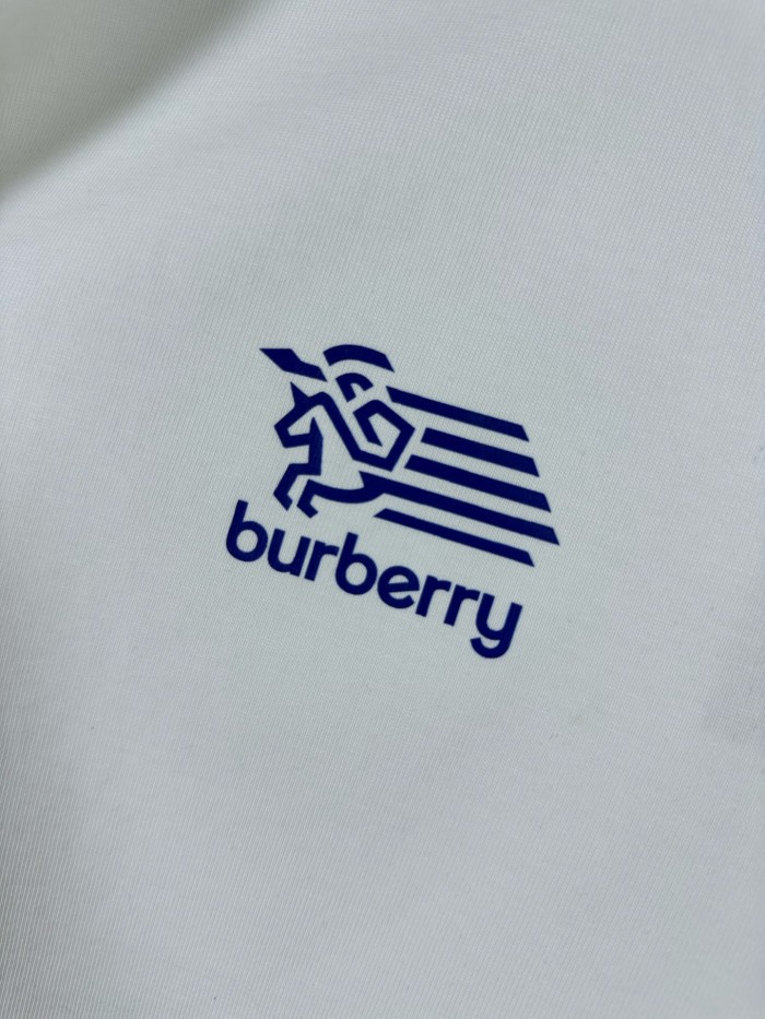 ★超人気 バーバリー 激安偽物 の2026SS ナイトスポーツ半袖Tシャツ