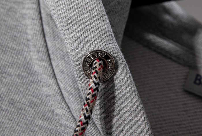 稀少 バーバリー 激安通販 の2026SS 定番刺繍LOGOジッパー連帽ペアコート
