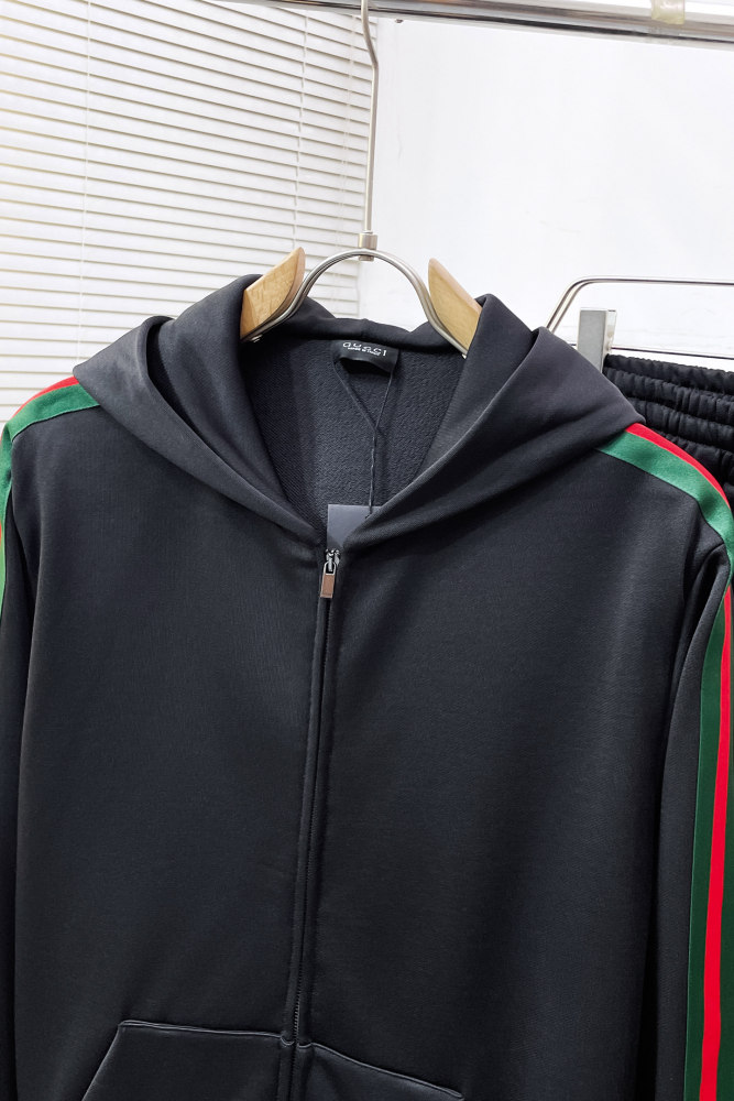 稀少 グッチ コピーおすすめ の2026SS シルクシルクシルクニットジッパー付きジャケットセット