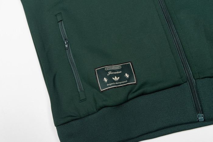 入手困難 アディダス 偽物通販 の2026SS 刺繍カジュアルジャージ
