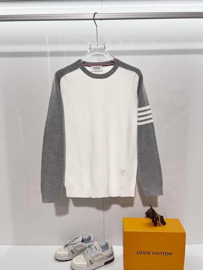 【限定】 トムブラウン n級品 の2026SS ストライプのセーターカーディガン