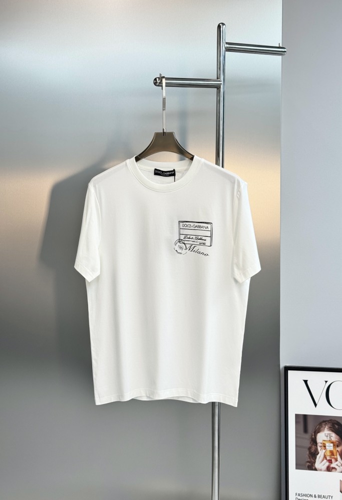 一目惚れ♪ ドルチェ＆ガッバーナ 激安偽物 の2026SS 半袖Tシャツ
