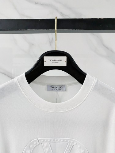 超奇跡の入荷☆ ヴァレンティノ コピー の2026SS 半袖クルーネックTシャツ