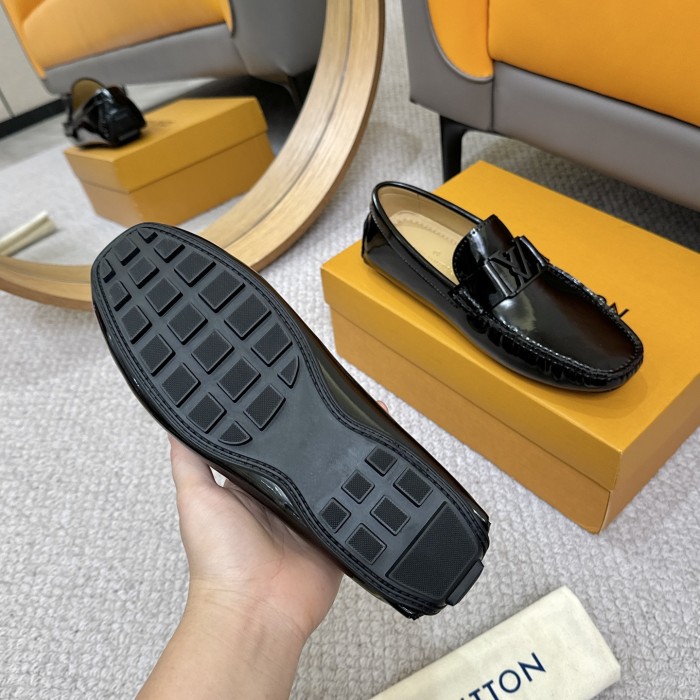★超人気 ルイヴィトン n級品 2026SS運転用カジュアルシューズ