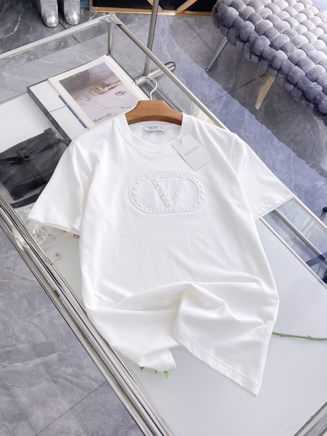 大人気 ヴァレンティノ スーパーコピー の2026SS 半袖クルーネックTシャツ