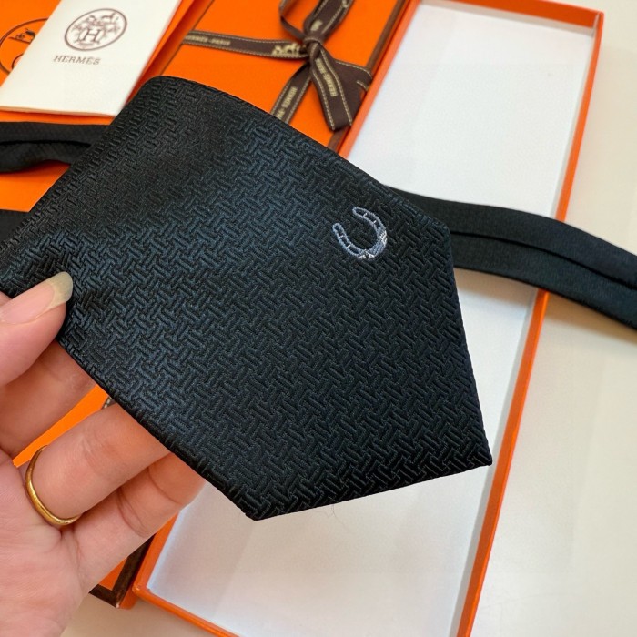 追跡付 エルメス n級品 2026SS メンズ ネクタイ