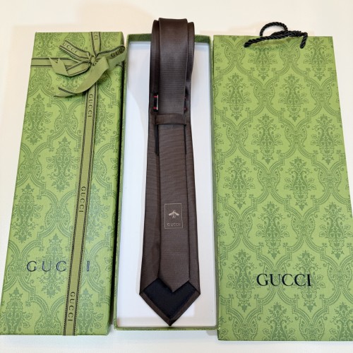 新作 Gucciグッチ  n級品 馬首掛け メンズ ネクタイ