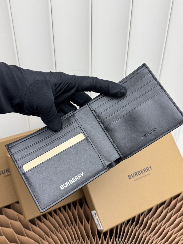 使い勝手良し バーバリー n級品 2026SS 短財布