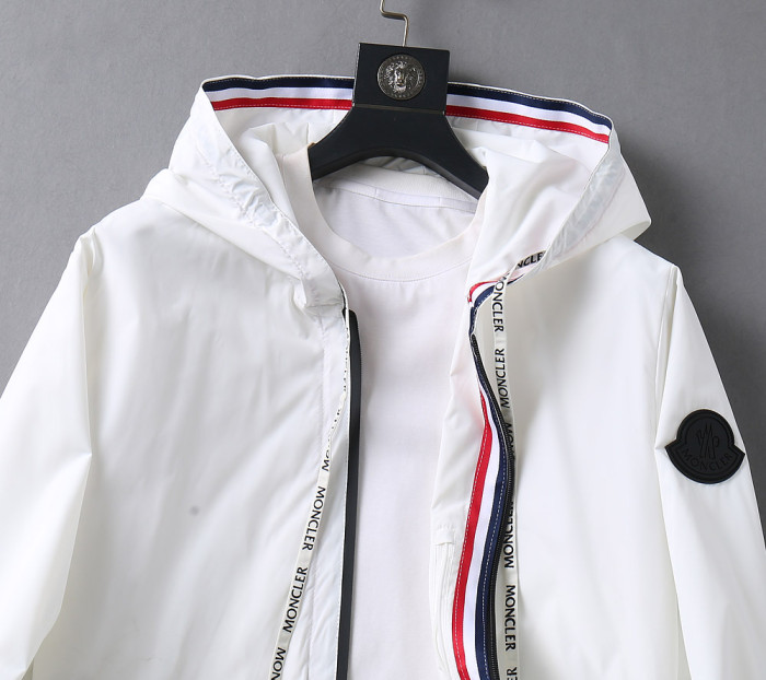日本未入荷 モンクレール n級品 の2026SS 秋冬メンズジャケット