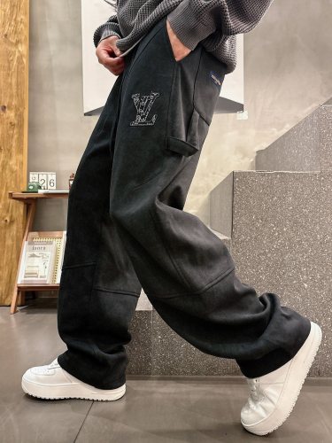 超奇跡の入荷☆ ルイヴィトン コピーおすすめ 2026SS 秋冬カジュアルパンツ