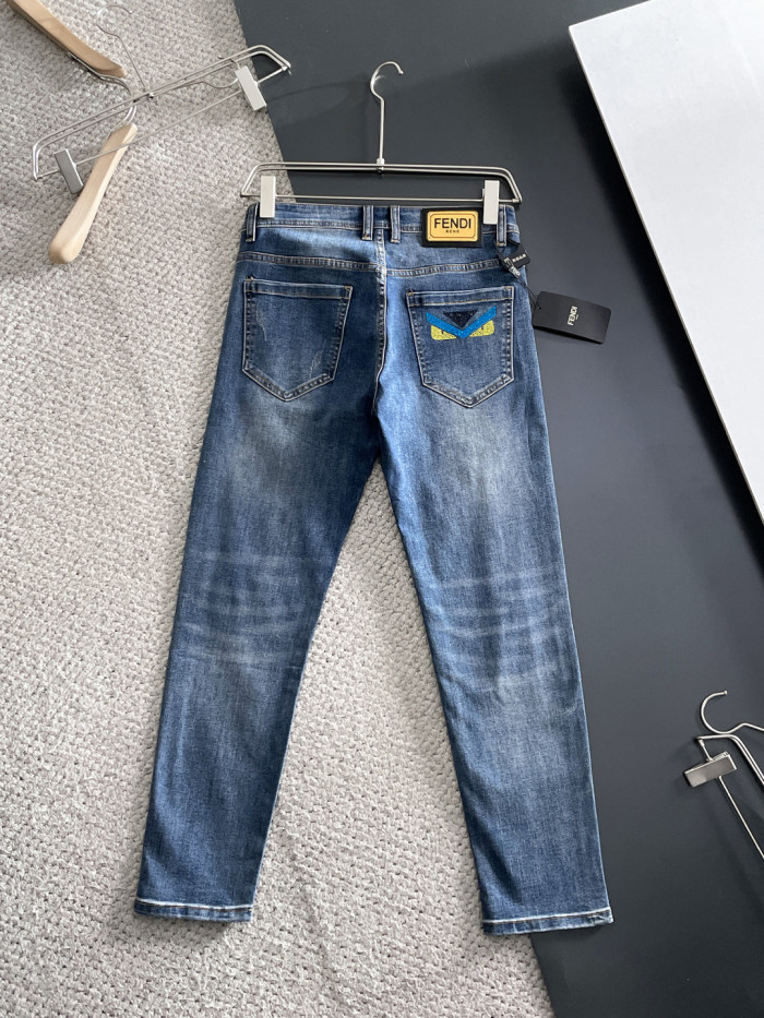 【話題商品！】フェンディ コピー の2026SS 早秋メンズジーンズ