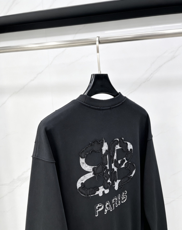 【限定】 バレンシアガ 激安偽物 2026SS 刺繍ラウンドネックの衛衣