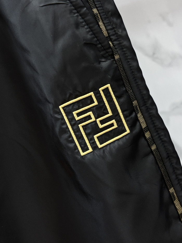 日本未入荷 フェンディ n級品 の2026SS カジュアルパンツ