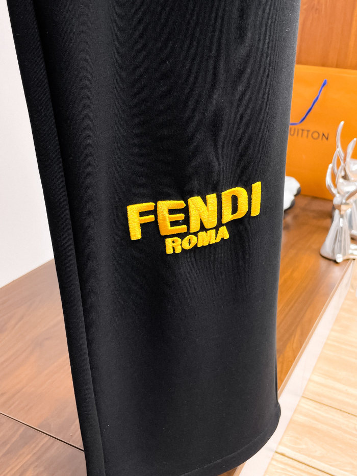 【限定】 フェンディ 激安偽物 の2026SS 秋冬カジュアルパンツ