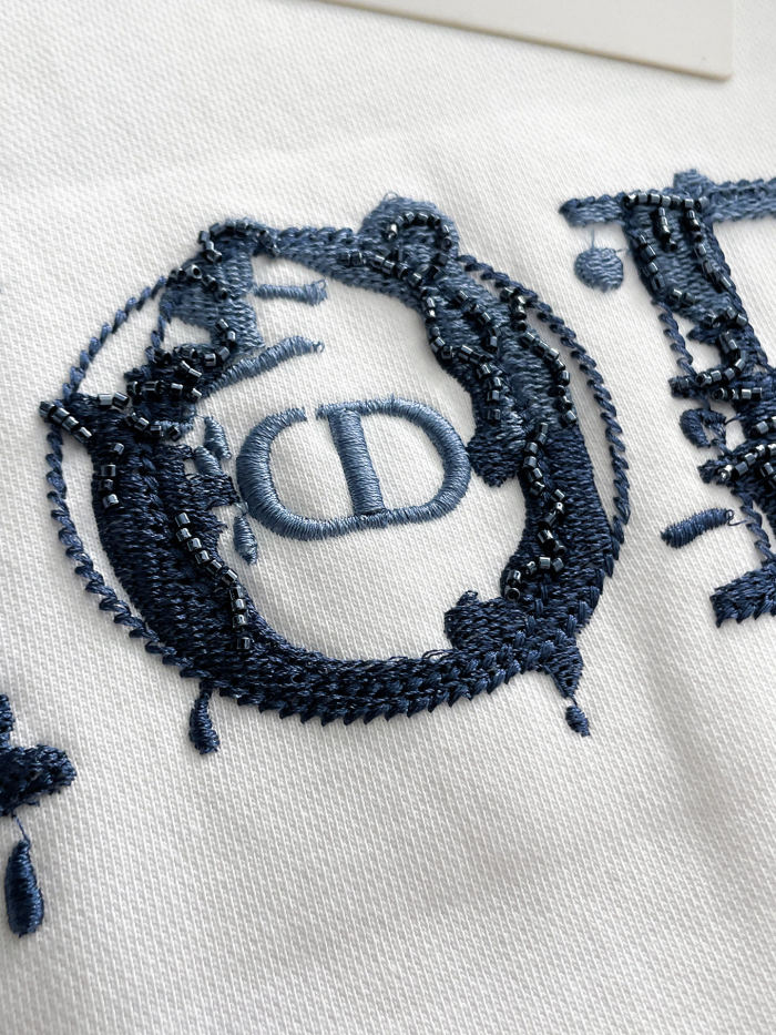 稀少 ディオール スーパーコピー の2026SS刺繍ラウンドネックの衛衣